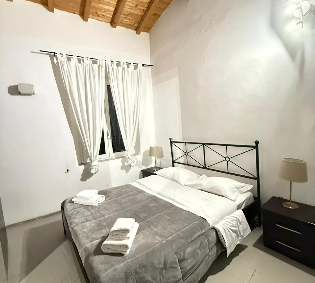 Three Bedroom Apartment In City Center Florence 0*,  Italy