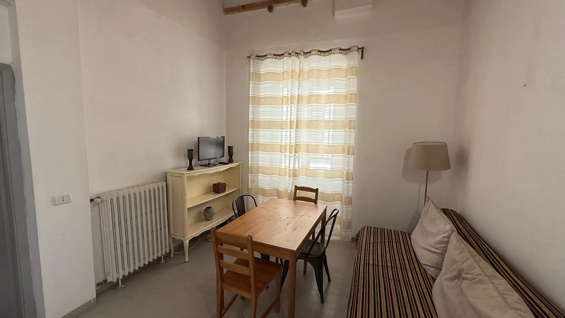 Three Bedroom Apartment In City Center Florence 0*,  Italy